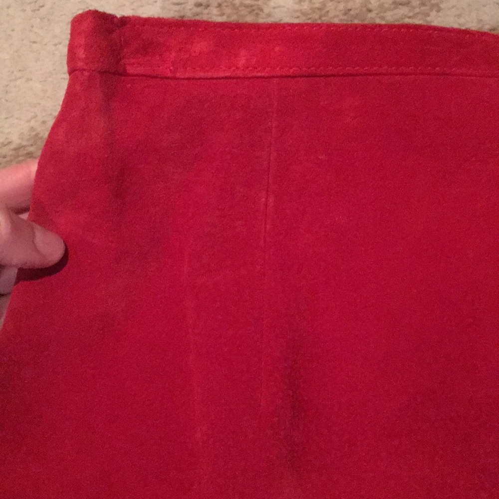 Ann Taylor size for leather skirt - Picture 4 of 6